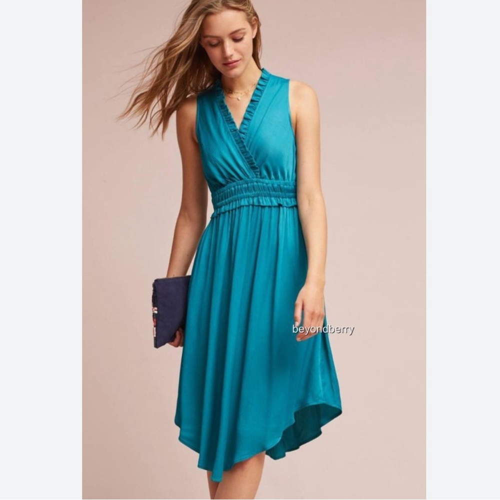 Sleeveless Teal V-Neck Midi Dress